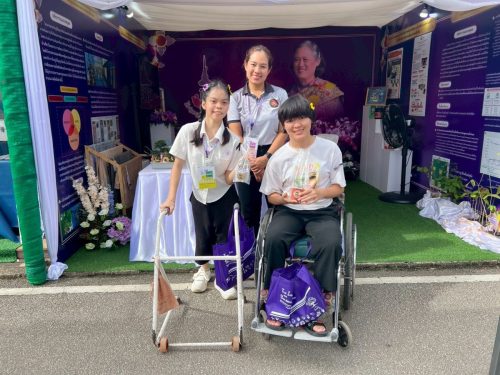 LINE ALBUM นิทรรศการ-61168 251111 47-Suphitcha-Khamhaeng