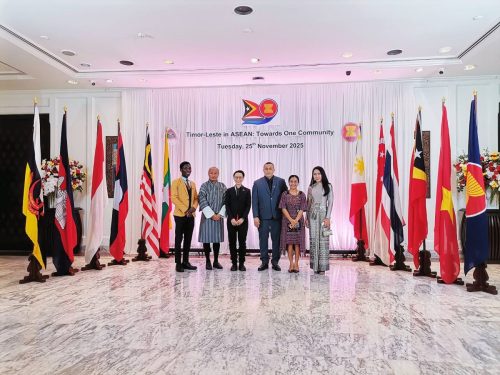 E97C0102-BE50-4A61-8FBD-B07B44046744