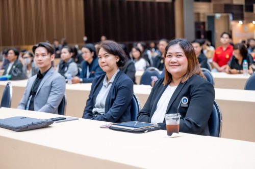 DSC 9701