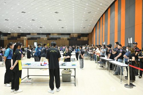 DSC 1386